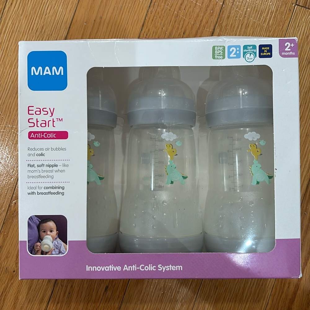 MAM anti colic bottle set. New in box. Stage 2